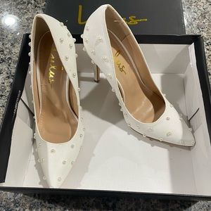 White pearl lulus heels
